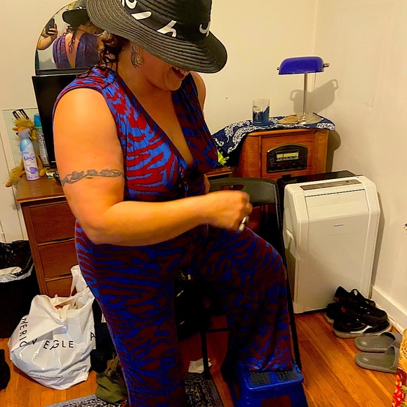 Free people jump suit medium size - Picture 4 of 8